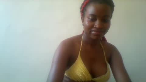 Snapshot of blondebarbiey chatting on March 2025 05:31:02 AM blonde online show from March 2025 05:31:02 AM