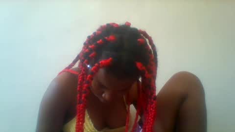 Snapshot of blondebarbiey chatting on March 2025 08:34:01 AM blonde online show from March 2025 08:34:01 AM