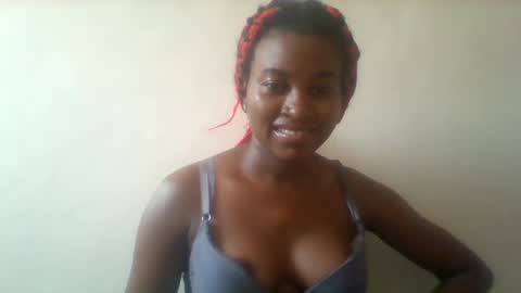 Snapshot of blondebarbiey chatting on March 2025 05:42:02 AM blonde online show from March 2025 05:42:02 AM