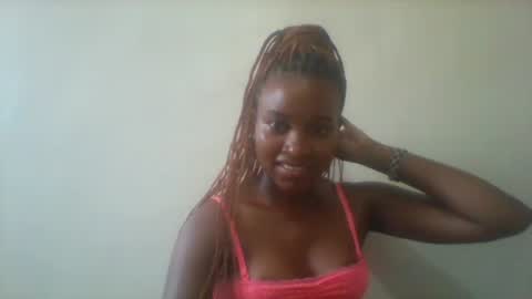 Snapshot of blondebarbiey chatting on March 2025 04:24:02 AM blonde online show from March 2025 04:24:02 AM