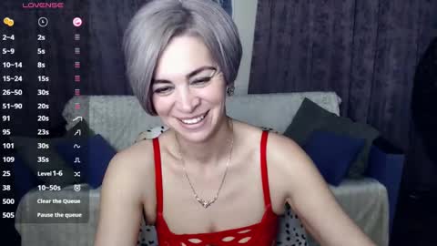 Snapshot of blondemommy_77 chatting on December 2024 11:43:02 PM Lola online show from December 2024 11:43:02 PM
