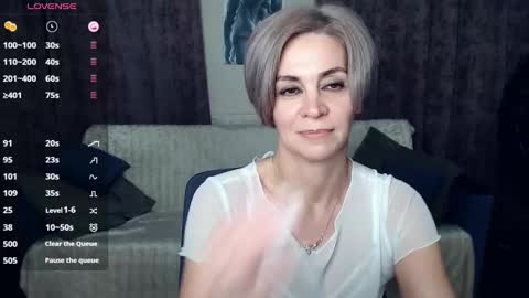 Snapshot of blondemommy_77 chatting on December 2024 03:07:01 AM Lola online show from December 2024 03:07:01 AM