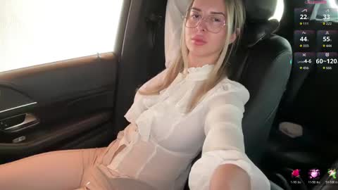 Snapshot of blondevenom chatting on June 2026 01:24:01 PM OnlyFans livia77 twitter liv20 4u online show from June 2026 01:24:01 PM