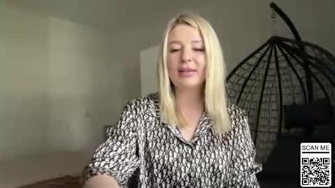 Snapshot of blondie_xoxoxo chatting on June 2026 08:39:01 AM blondie_xoxoxo online show from June 2026 08:39:01 AM