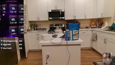 Bubbles online show from October 2025 02:03:02 AM