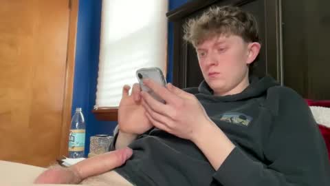 Snapshot of blondiedicks1 chatting on March 2026 05:09:02 PM blondiedicks1 online show from March 2026 05:09:02 PM