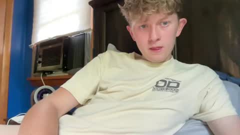 Snapshot of blondiedicks1 chatting on July 2026 05:50:02 PM blondiedicks1 online show from July 2026 05:50:02 PM