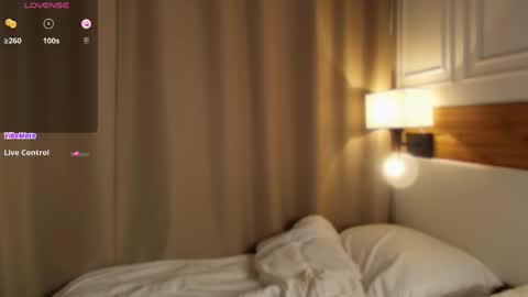 blondoll online show from April 2026 01:17:01 AM