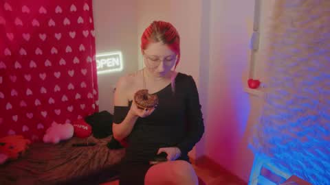 Snapshot of bloom_fairy chatting on February 2026 02:47:01 PM Bloom online show from February 2026 02:47:01 PM