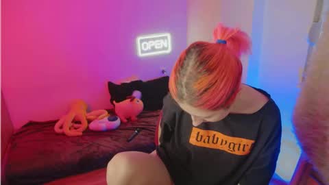 Snapshot of bloom_fairy chatting on February 2026 02:59:01 PM Bloom online show from February 2026 02:59:01 PM