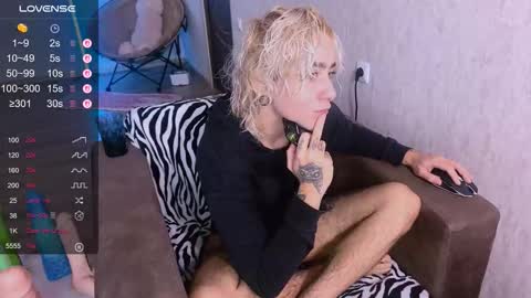 blooming_soul online show from October 2025 08:42:02 AM