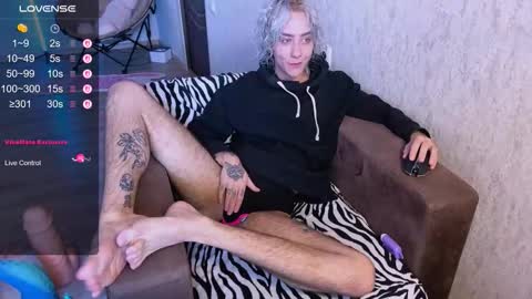 blooming_soul online show from October 2025 08:35:02 AM