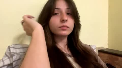 Snapshot of bloomsakuraa chatting on May 2026 04:48:02 PM bloomsakuraa online show from May 2026 04:48:02 PM