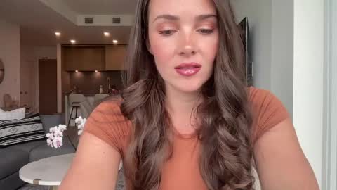 Snapshot of bloomyogi chatting on June 2026 05:06:01 PM Emma Bloom online show from June 2026 05:06:01 PM