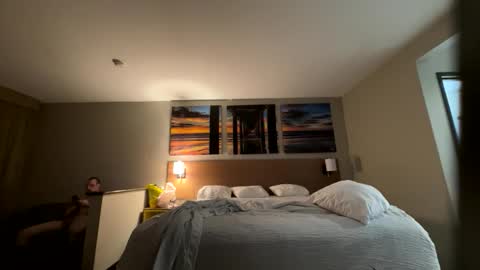 blowmemilfs online show from February 2026 08:57:02 AM