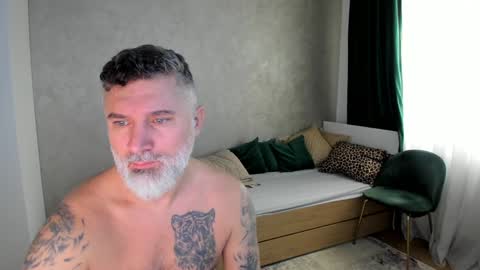 Snapshot of blowmyxxl chatting on December 2024 08:34:01 AM Nico online show from December 2024 08:34:01 AM