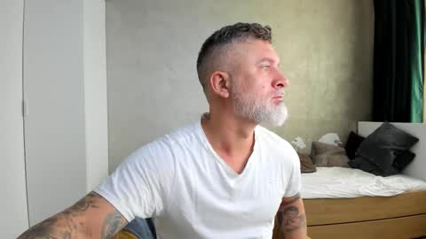 Snapshot of blowmyxxl chatting on September 2025 04:56:02 AM Nico online show from September 2025 04:56:02 AM