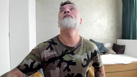 Snapshot of blowmyxxl chatting on September 2025 06:13:01 AM Nico online show from September 2025 06:13:01 AM