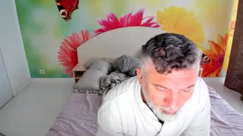 Snapshot of blowmyxxl chatting on October 2025 06:44:02 AM Nico online show from October 2025 06:44:02 AM