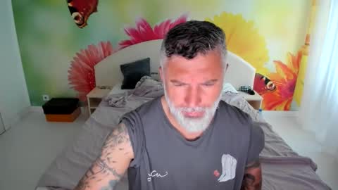 Snapshot of blowmyxxl chatting on November 2025 08:35:02 AM Nico online show from November 2025 08:35:02 AM