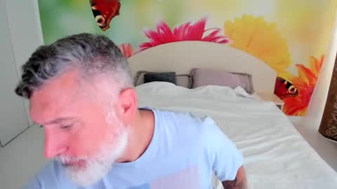 Snapshot of blowmyxxl chatting on November 2025 10:36:01 AM Nico online show from November 2025 10:36:01 AM