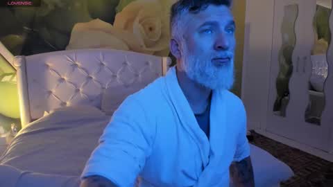 Snapshot of blowmyxxl chatting on January 2026 08:30:01 AM Nico online show from January 2026 08:30:01 AM