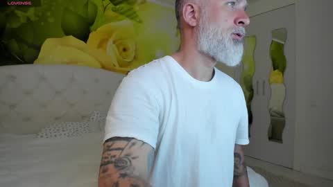 Snapshot of blowmyxxl chatting on March 2026 07:34:02 AM Nico online show from March 2026 07:34:02 AM