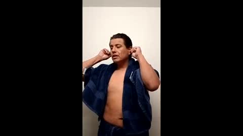 blue17562 online show from April 2026 04:15:01 AM