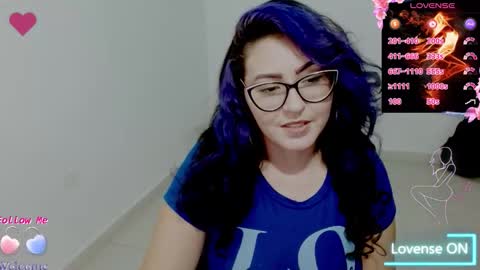 Snapshot of blue_dance chatting on October 2025 04:35:02 AM susan online show from October 2025 04:35:02 AM