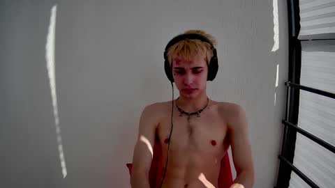 SONNYVAN online show from March 2026 07:44:01 AM