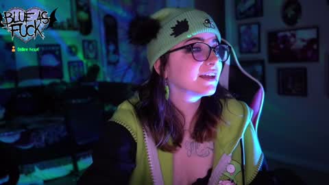 Blue online show from December 2024 12:41:01 AM