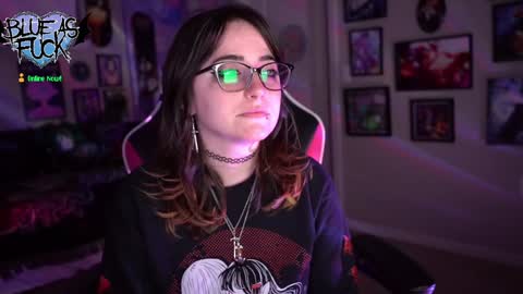 Blue online show from January 2025 01:42:02 AM