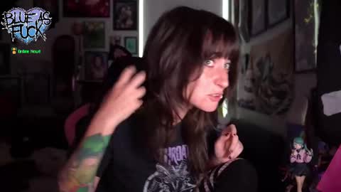 Blue online show from September 2025 01:28:02 AM