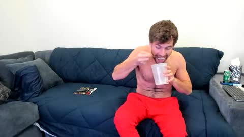 Snapshot of bluecollarhunk chatting on December 2025 07:47:02 AM BlueCollarHunk online show from December 2025 07:47:02 AM