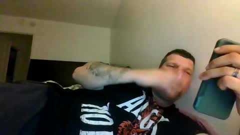 Snapshot of bluedemoneyes1986 chatting on October 2025 03:46:02 AM bluedemoneyes1986 online show from October 2025 03:46:02 AM