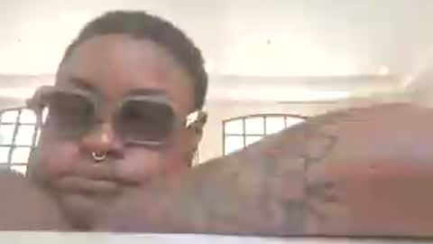 Snapshot of bluedesiret420 chatting on July 2026 05:04:01 PM bluedesiret420 online show from July 2026 05:04:01 PM