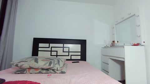 Snapshot of bluediamond_ chatting on January 2025 01:41:01 AM bluediamond_ online show from January 2025 01:41:01 AM