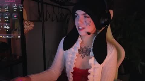 Snapshot of bluedweeb chatting on December 2024 05:23:01 AM Blue online show from December 2024 05:23:01 AM