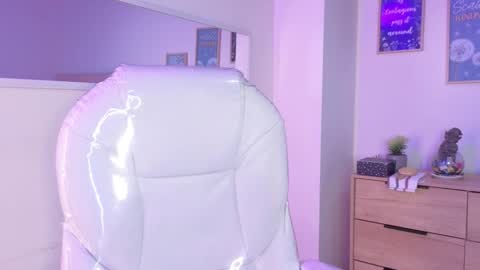        online show from October 2025 10:27:02 AM