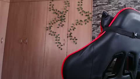 blueeyeboy0 online show from October 2025 08:04:01 AM