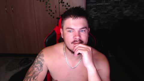 blueeyeboy0 online show from November 2025 08:08:01 PM