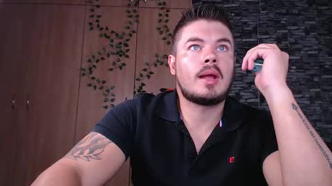 blueeyeboy0 online show from February 2026 07:05:01 AM