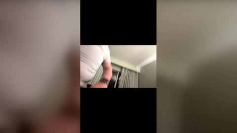 Snapshot of blueeyecowbow chatting on February 2026 03:37:02 AM blueeyecowbow online show from February 2026 03:37:02 AM