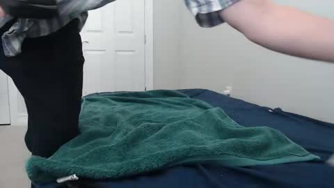 blue eyed twink online show from March 2026 09:51:01 PM