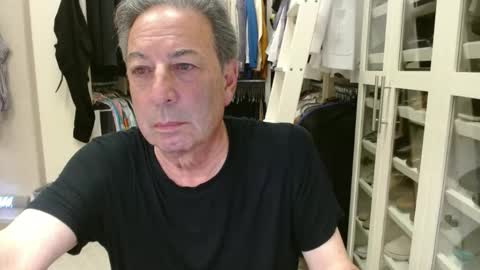 Snapshot of blueisles chatting on February 2025 01:52:02 AM blueisles online show from February 2025 01:52:02 AM