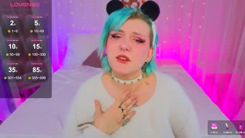 Hi my name is Lunaray online show from September 2025 10:27:01 AM