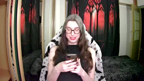 Snapshot of bluerose98 chatting on March 2025 07:06:02 PM Bluerose online show from March 2025 07:06:02 PM