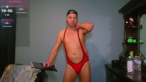 Snapshot of blueyes_hung1 chatting on April 2026 08:52:02 AM Fun Boi online show from April 2026 08:52:02 AM
