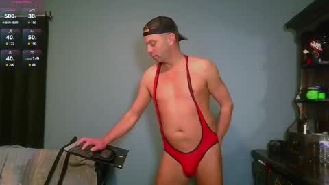 Snapshot of blueyes_hung1 chatting on May 2026 04:07:02 AM Fun Boi online show from May 2026 04:07:02 AM