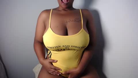 Snapshot of blueyivy chatting on July 2026 09:14:01 AM Babygirl online show from July 2026 09:14:01 AM